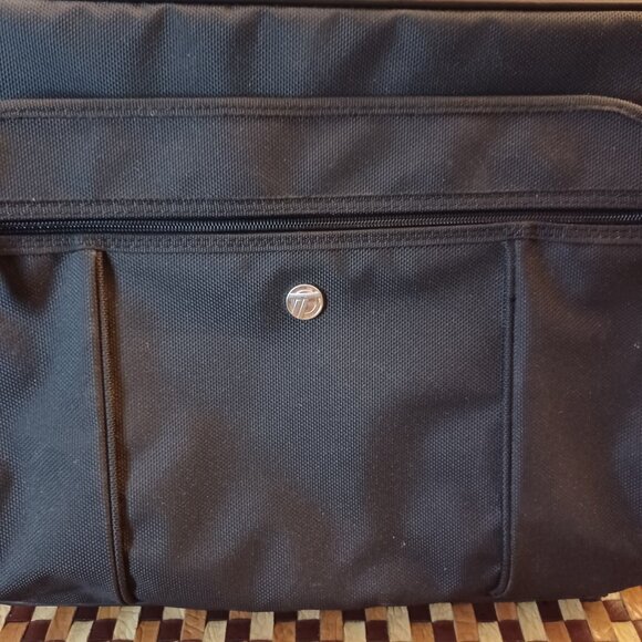Targus Light Weight Laptop Computer Messenger Bag Black Nylon Canvas TVR300 - Picture 3 of 4